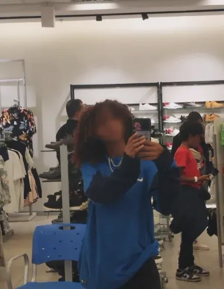 Hanane, 19 años